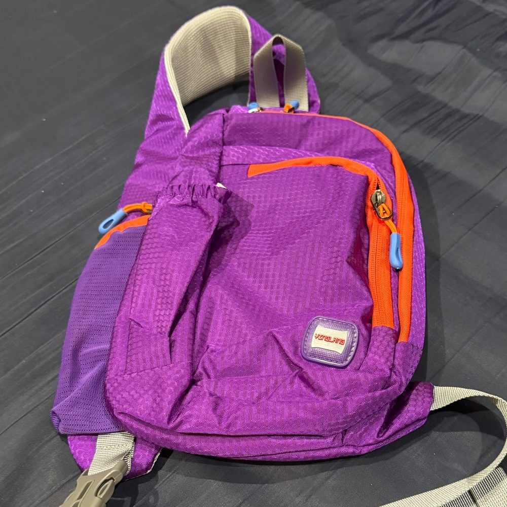 NWOT Bright purple mini backpack with extra pockets & reinforced strap